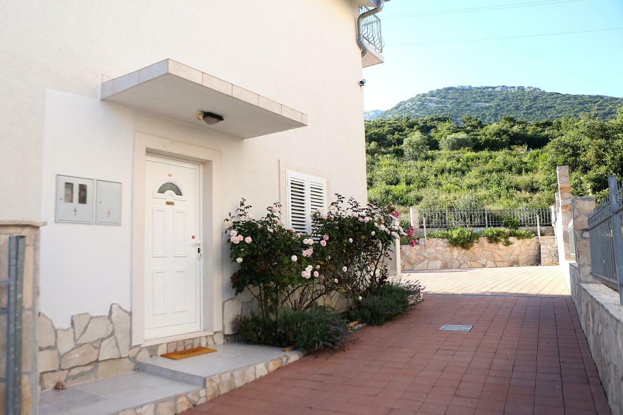 Apartments Villa Vida โอเรบิก ภายนอก รูปภาพ